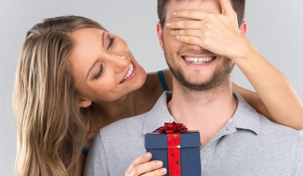 Choose the Perfect Birthday Gift for Husband 8